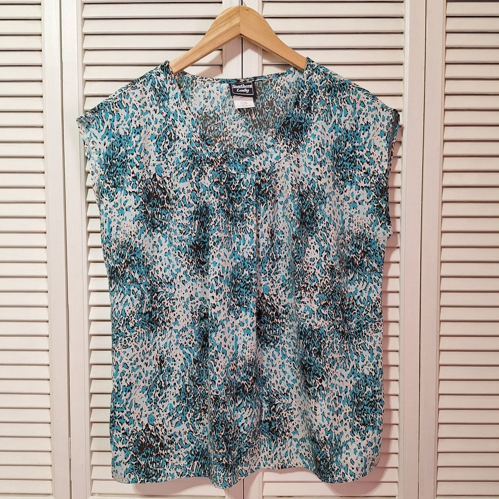 Southern Lady Womens Size M Cap Sleeve Pullover Top Blouse Blue Animal‎ Print